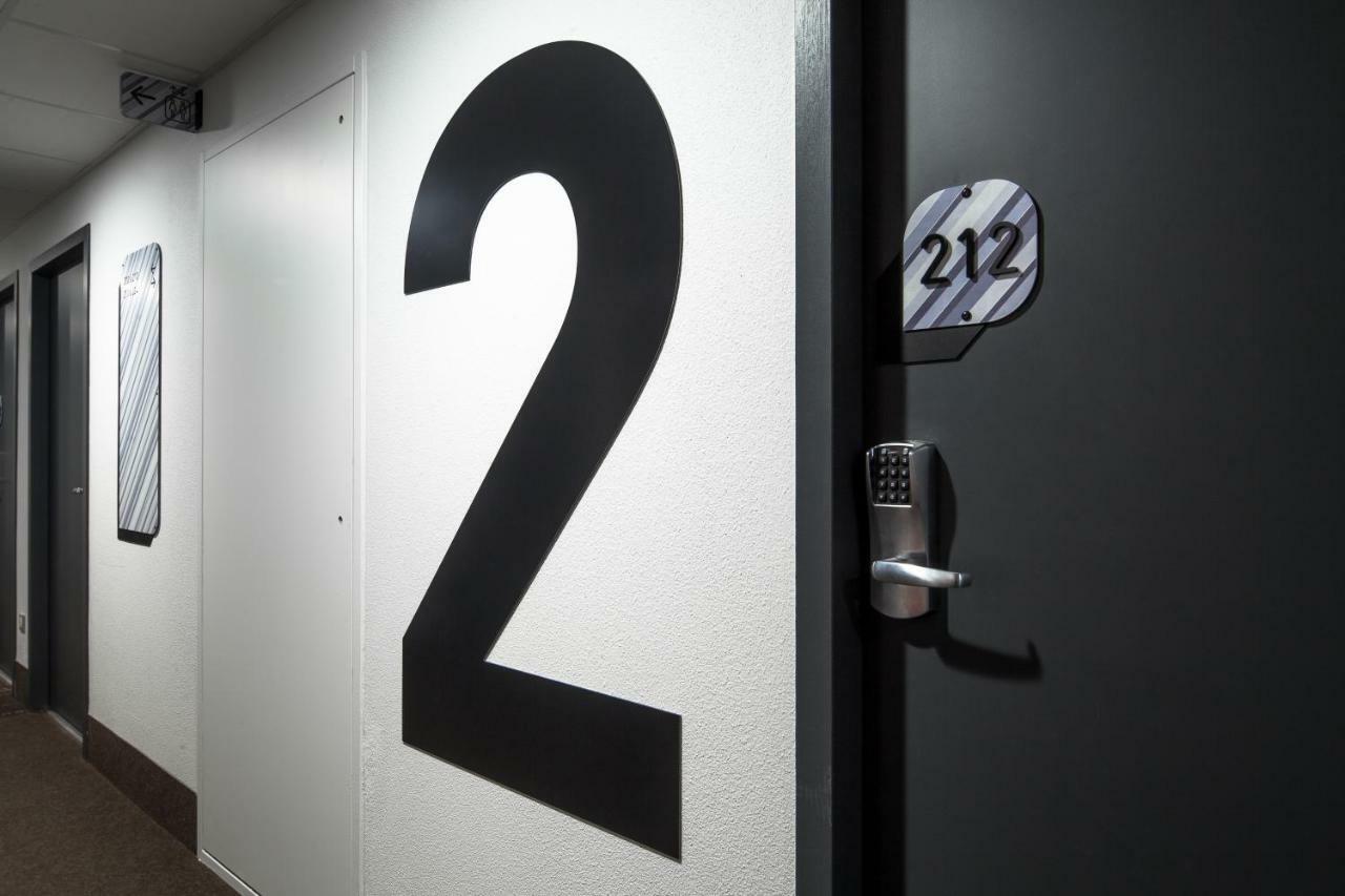 B&B Hotel Igny Palaiseau ภายนอก รูปภาพ